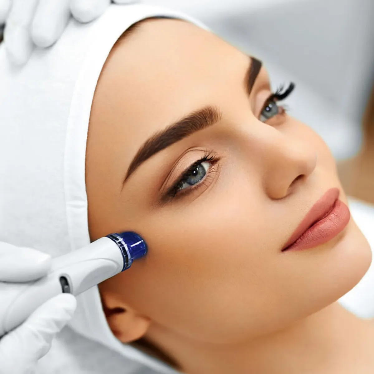 پاک‌سازی صورت؛ مراحلی که باید به ترتیب انجام دهید